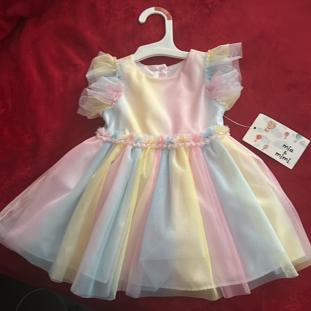 Mia and Mimi 6/9 months girl dress from Target. Perfect condition